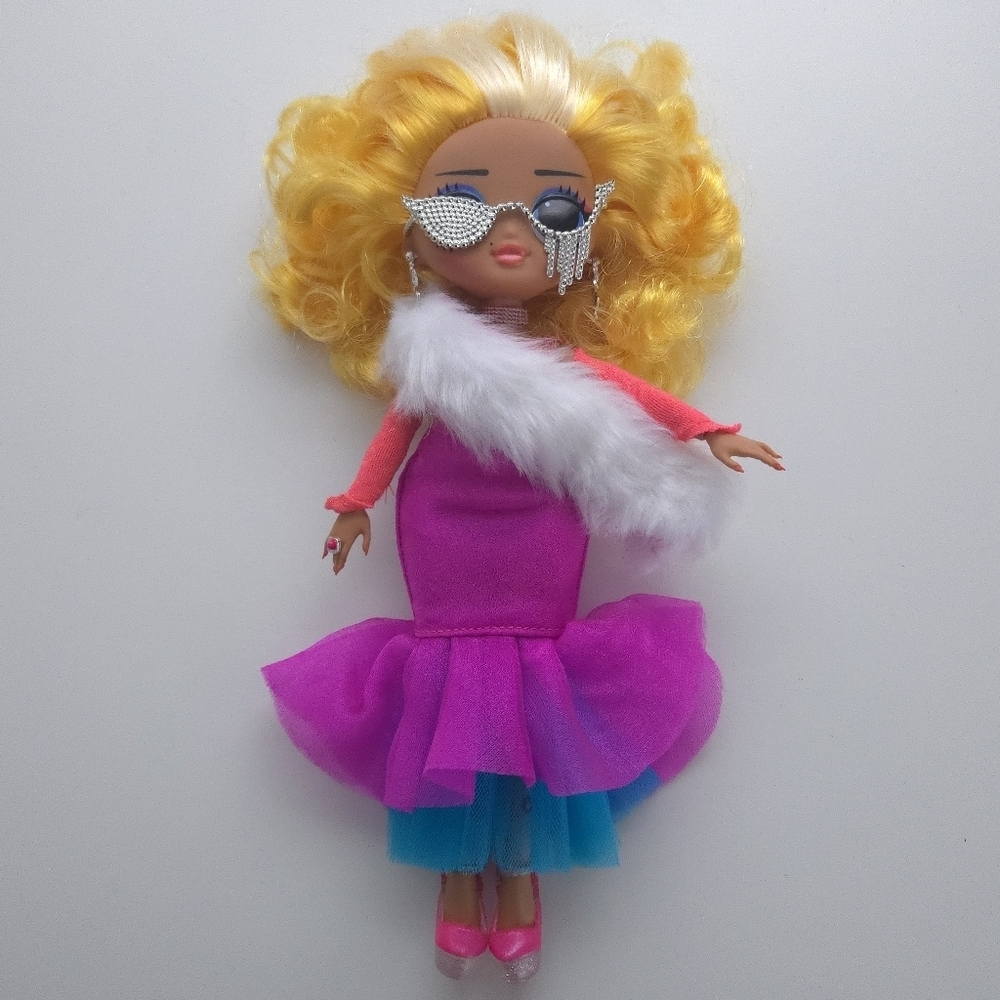 LOL Surprise! OMG Movie Magic Studios Agent Glamour Fashion Doll